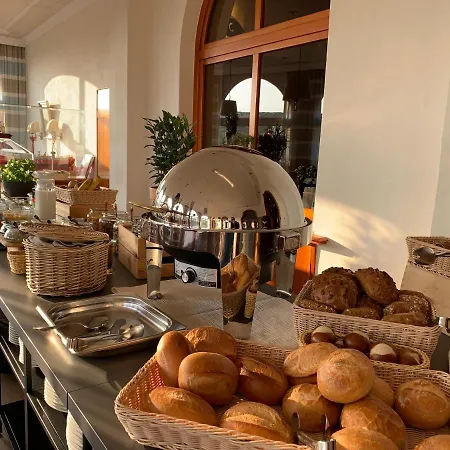 Seehotel Neue Liebe 3* Κουξχάφεν