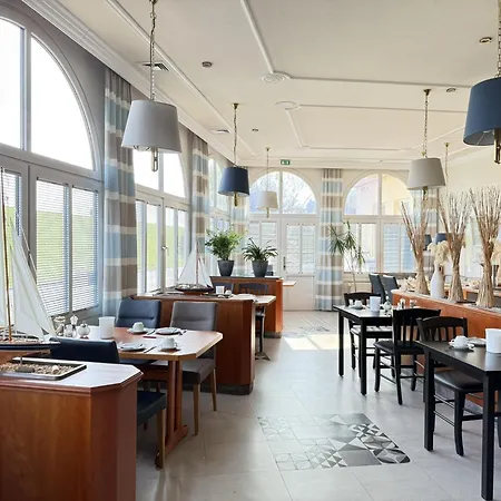 Hotell Seehotel Neue Liebe 3*