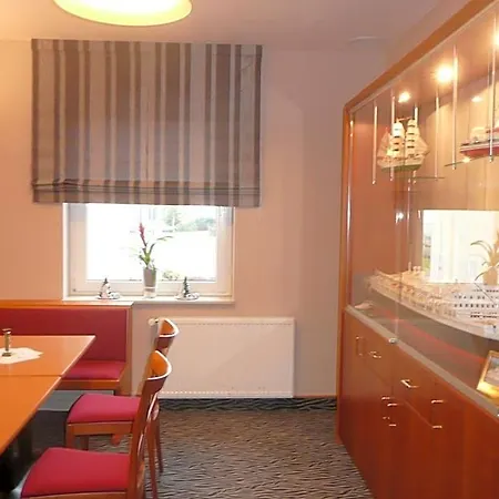 Seehotel Neue Liebe Hotel 3*
