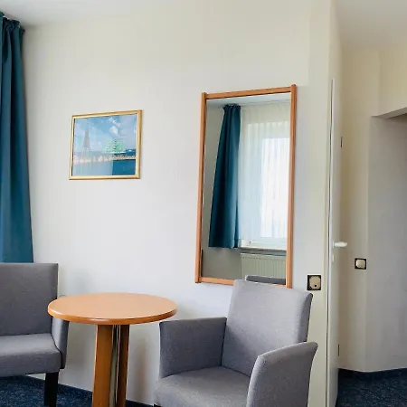 Seehotel Neue Liebe 3*